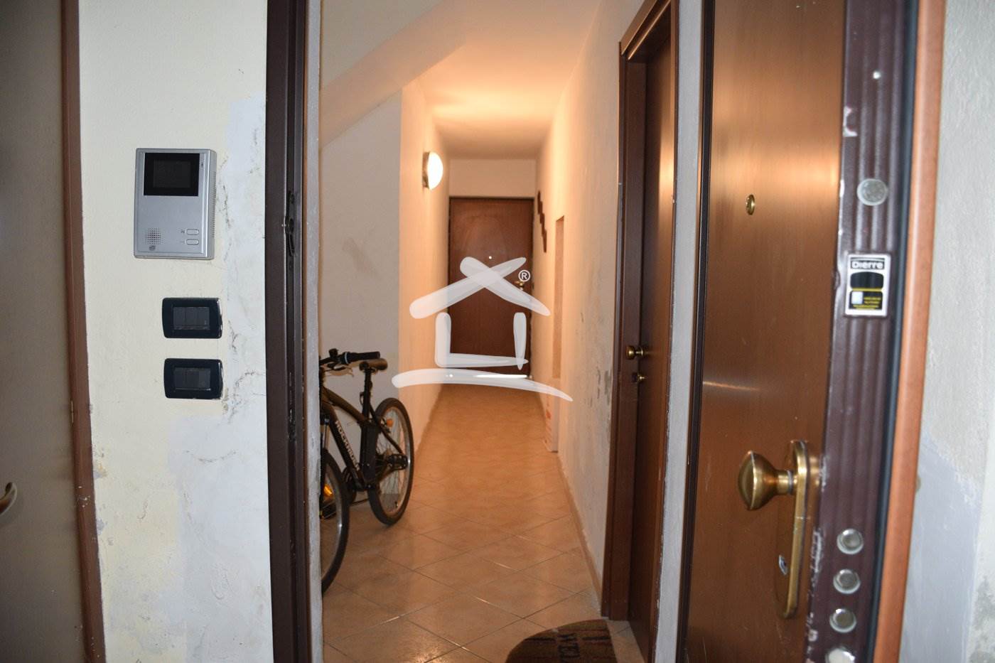 INGRESSO COMUNE PALAZZINA