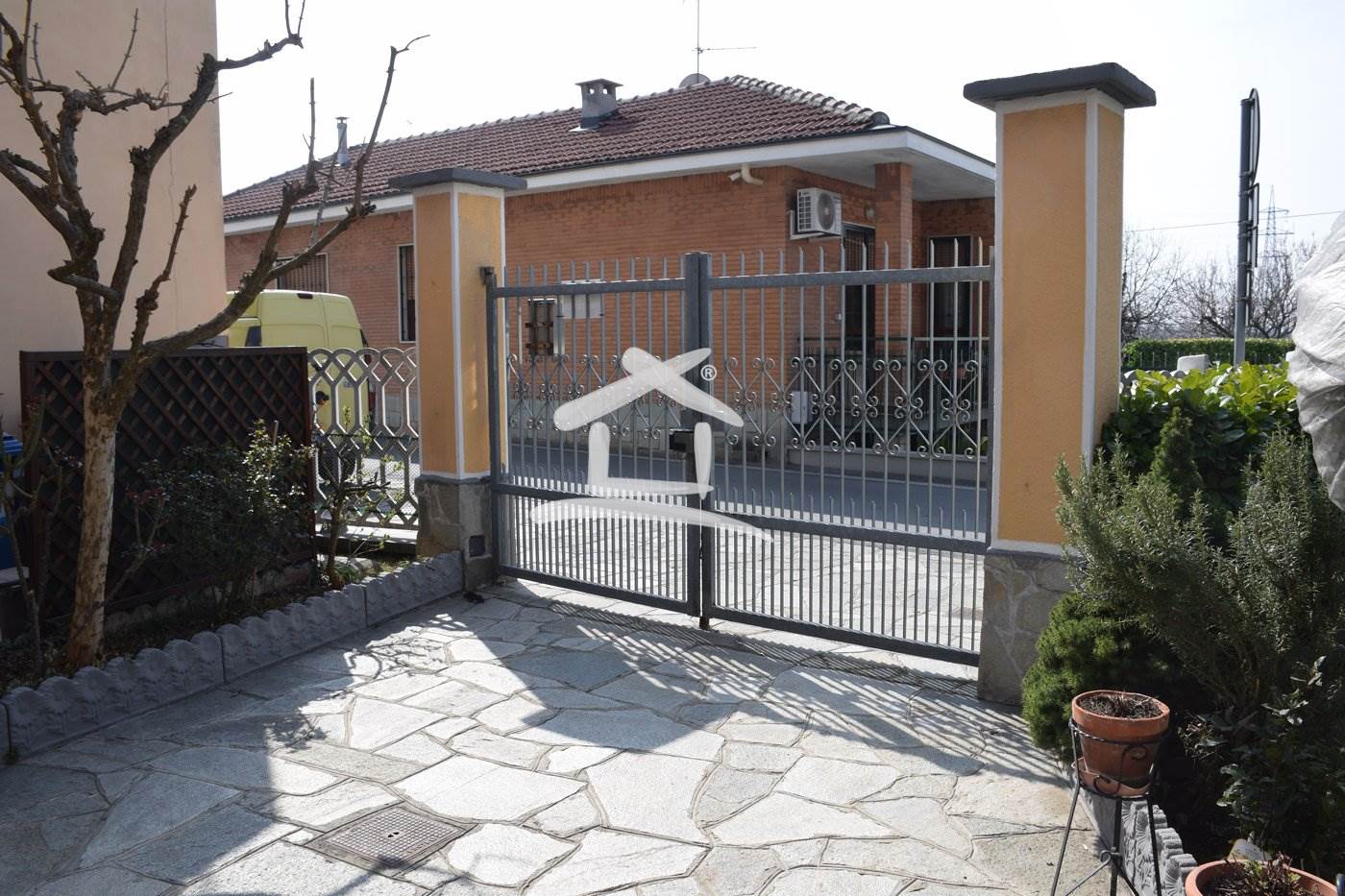 INGRESSO CARRAIO