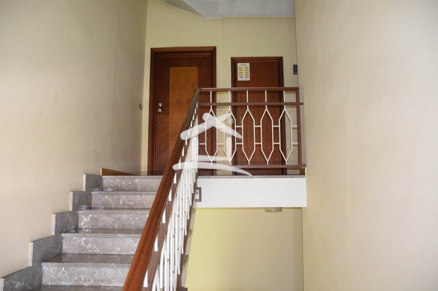 VANO SCALE CONDOMINIO