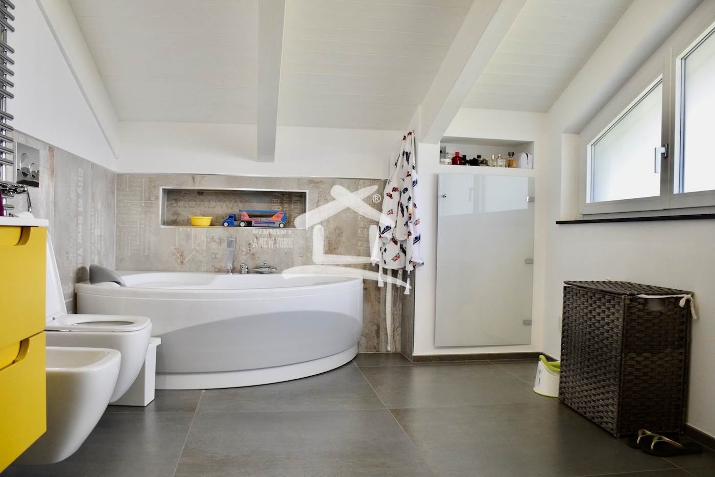 BAGNO 2 - PIANO SOTTOTETTO